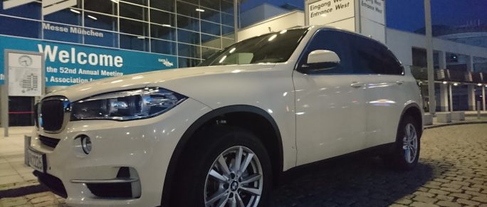 BMW x5 als Taxi für Flughafentransfer in München